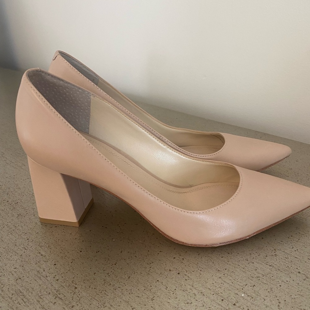 Marc fisher pumps